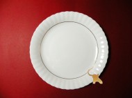 Iwona 0014 - Talerz płytki 19 cm. - Porcelana Chodzież